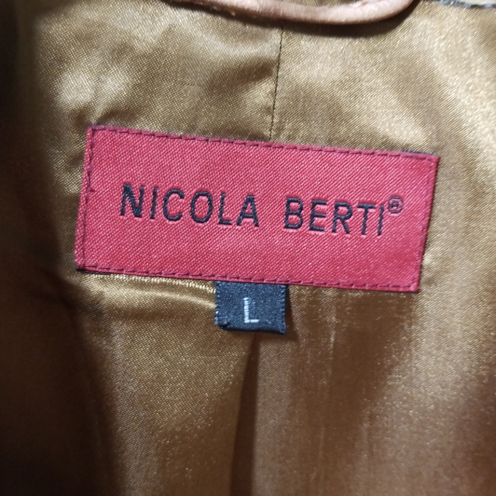 100% Italian Leather Jacket - Picture 4 of 7